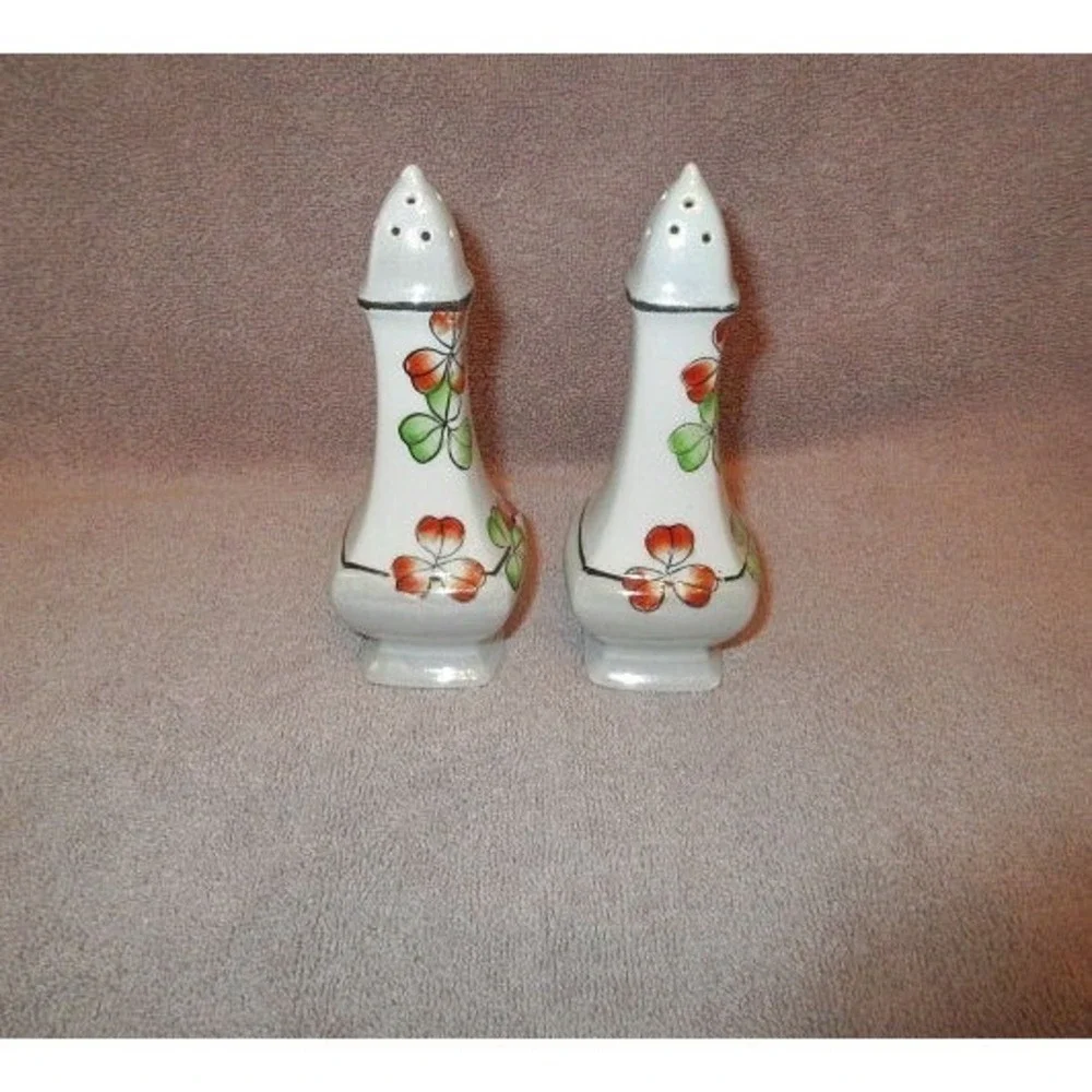Vtg Japan Cherry Blossom Salt & Pepper Shakers Porcelain MCM 60s Cottagcore 5